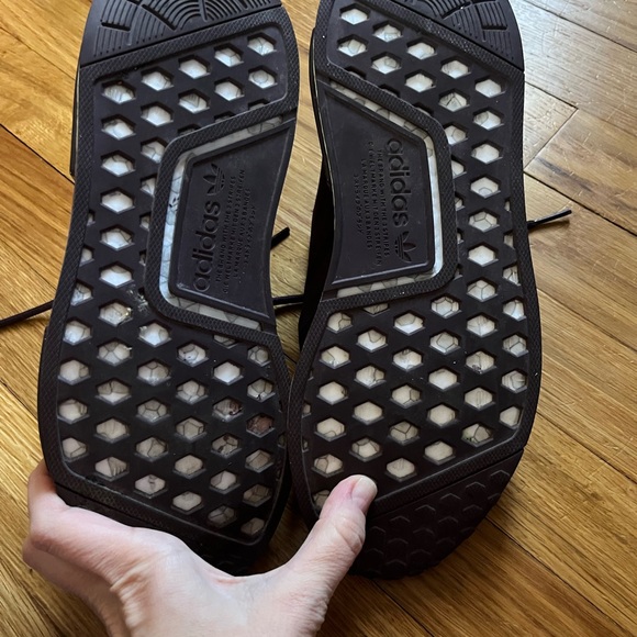 Adidas Nmd_R1 shoes in burgundy, size 9 women’s - Picture 7 of 8